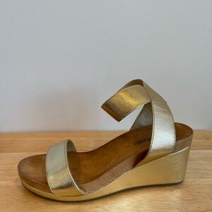 Dream Pairs Gold Wedge Sandals